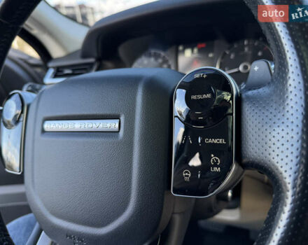 Белый Ленд Ровер Рендж Ровер Велар, объемом двигателя 2 л и пробегом 188 тыс. км за 28700 $, фото 32 на Automoto.ua