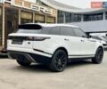 Білий Ленд Ровер Рендж Ровер Велар, об'ємом двигуна 2 л та пробігом 208 тис. км за 29999 $, фото 11 на Automoto.ua