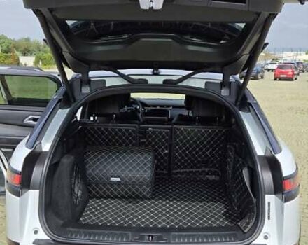 Белый Ленд Ровер Рендж Ровер Велар, объемом двигателя 3 л и пробегом 95 тыс. км за 39500 $, фото 30 на Automoto.ua