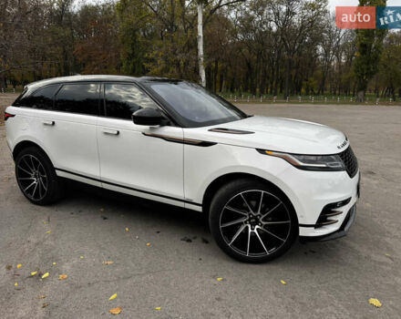 Белый Ленд Ровер Рендж Ровер Велар, объемом двигателя 0 л и пробегом 180 тыс. км за 29000 $, фото 7 на Automoto.ua