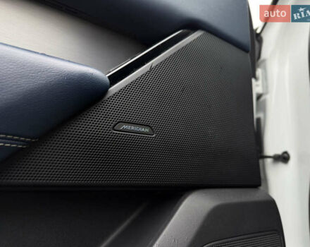 Білий Ленд Ровер Рендж Ровер Велар, об'ємом двигуна 2 л та пробігом 134 тис. км за 29999 $, фото 54 на Automoto.ua