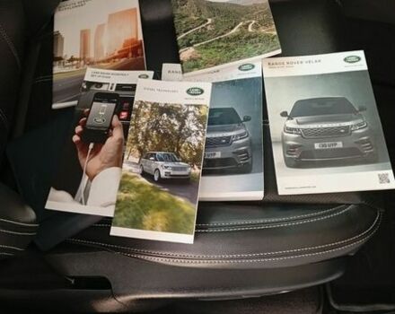 Белый Ленд Ровер Рендж Ровер Велар, объемом двигателя 2 л и пробегом 109 тыс. км за 31000 $, фото 58 на Automoto.ua