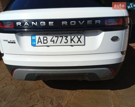 Белый Ленд Ровер Рендж Ровер Велар, объемом двигателя 2 л и пробегом 109 тыс. км за 31000 $, фото 63 на Automoto.ua