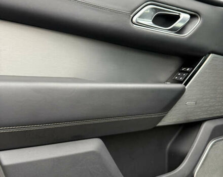 Белый Ленд Ровер Рендж Ровер Велар, объемом двигателя 2 л и пробегом 87 тыс. км за 33300 $, фото 34 на Automoto.ua