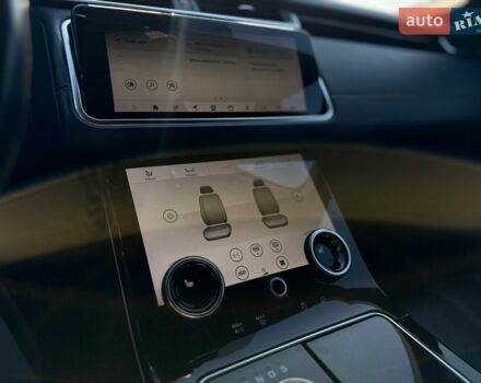 Белый Ленд Ровер Рендж Ровер Велар, объемом двигателя 2 л и пробегом 134 тыс. км за 29999 $, фото 94 на Automoto.ua