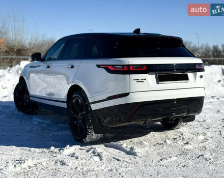 Белый Ленд Ровер Рендж Ровер Велар, объемом двигателя 2 л и пробегом 148 тыс. км за 36700 $, фото 5 на Automoto.ua