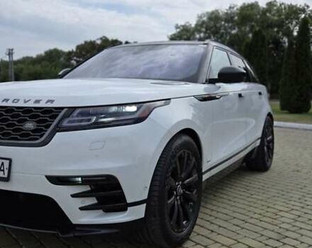Белый Ленд Ровер Рендж Ровер Велар, объемом двигателя 3 л и пробегом 95 тыс. км за 39500 $, фото 2 на Automoto.ua