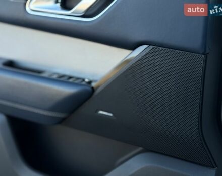 Белый Ленд Ровер Рендж Ровер Велар, объемом двигателя 2 л и пробегом 134 тыс. км за 29999 $, фото 89 на Automoto.ua