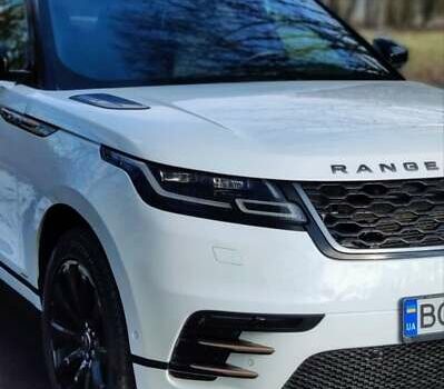 Белый Ленд Ровер Рендж Ровер Велар, объемом двигателя 3 л и пробегом 33 тыс. км за 42300 $, фото 4 на Automoto.ua