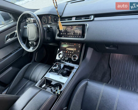 Белый Ленд Ровер Рендж Ровер Велар, объемом двигателя 0 л и пробегом 180 тыс. км за 29000 $, фото 2 на Automoto.ua