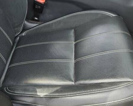 Белый Ленд Ровер Рендж Ровер Велар, объемом двигателя 3 л и пробегом 95 тыс. км за 39500 $, фото 42 на Automoto.ua