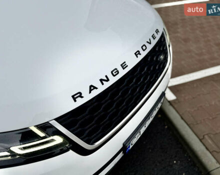 Білий Ленд Ровер Рендж Ровер Велар, об'ємом двигуна 2 л та пробігом 134 тис. км за 29999 $, фото 36 на Automoto.ua
