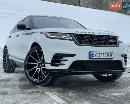 Белый Ленд Ровер Рендж Ровер Велар, объемом двигателя 2 л и пробегом 155 тыс. км за 29500 $, фото 1 на Automoto.ua