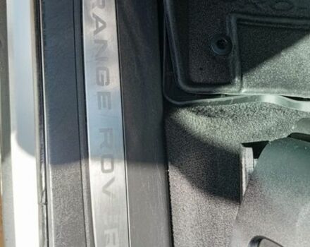 Белый Ленд Ровер Рендж Ровер Велар, объемом двигателя 2 л и пробегом 109 тыс. км за 31000 $, фото 103 на Automoto.ua