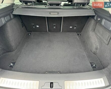 Белый Ленд Ровер Рендж Ровер Велар, объемом двигателя 3 л и пробегом 93 тыс. км за 33000 $, фото 28 на Automoto.ua