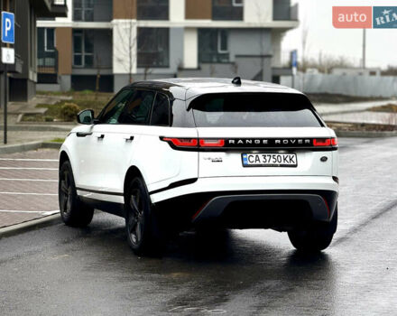 Белый Ленд Ровер Рендж Ровер Велар, объемом двигателя 2 л и пробегом 130 тыс. км за 32500 $, фото 29 на Automoto.ua