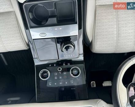 Белый Ленд Ровер Рендж Ровер Велар, объемом двигателя 2.99 л и пробегом 106 тыс. км за 43900 $, фото 27 на Automoto.ua