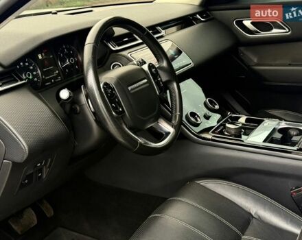 Білий Ленд Ровер Рендж Ровер Велар, об'ємом двигуна 2 л та пробігом 110 тис. км за 38500 $, фото 39 на Automoto.ua