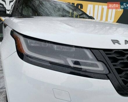 Білий Ленд Ровер Рендж Ровер Велар, об'ємом двигуна 2 л та пробігом 78 тис. км за 35900 $, фото 3 на Automoto.ua