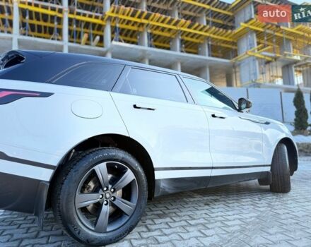 Белый Ленд Ровер Рендж Ровер Велар, объемом двигателя 2 л и пробегом 134 тыс. км за 29999 $, фото 36 на Automoto.ua