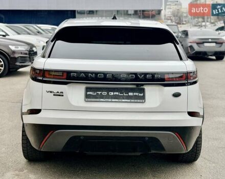 Білий Ленд Ровер Рендж Ровер Велар, об'ємом двигуна 2 л та пробігом 208 тис. км за 29999 $, фото 9 на Automoto.ua
