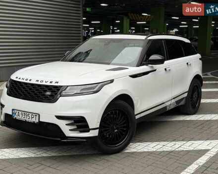 Белый Ленд Ровер Рендж Ровер Велар, объемом двигателя 2 л и пробегом 87 тыс. км за 33300 $, фото 5 на Automoto.ua
