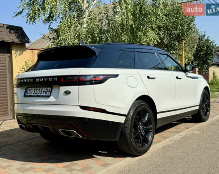 Белый Ленд Ровер Рендж Ровер Велар, объемом двигателя 2 л и пробегом 124 тыс. км за 32300 $, фото 4 на Automoto.ua