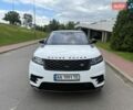 Білий Ленд Ровер Рендж Ровер Велар, об'ємом двигуна 2 л та пробігом 152 тис. км за 33900 $, фото 3 на Automoto.ua