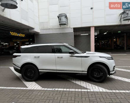 Белый Ленд Ровер Рендж Ровер Велар, объемом двигателя 2 л и пробегом 87 тыс. км за 33300 $, фото 7 на Automoto.ua