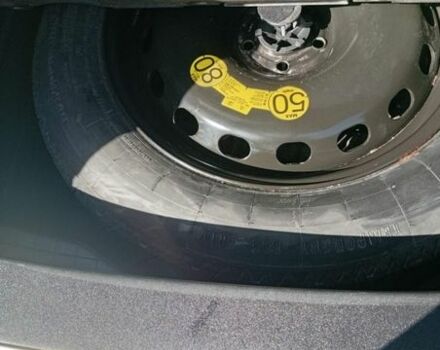 Белый Ленд Ровер Рендж Ровер Велар, объемом двигателя 2 л и пробегом 109 тыс. км за 31000 $, фото 41 на Automoto.ua