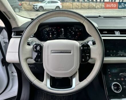 Белый Ленд Ровер Рендж Ровер Велар, объемом двигателя 2.99 л и пробегом 106 тыс. км за 39900 $, фото 16 на Automoto.ua