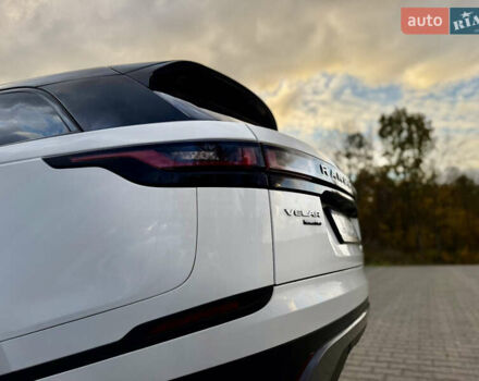 Белый Ленд Ровер Рендж Ровер Велар, объемом двигателя 2 л и пробегом 134 тыс. км за 33999 $, фото 42 на Automoto.ua