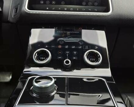 Белый Ленд Ровер Рендж Ровер Велар, объемом двигателя 3 л и пробегом 95 тыс. км за 39500 $, фото 51 на Automoto.ua