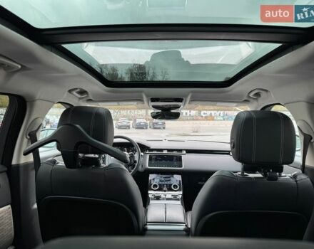 Белый Ленд Ровер Рендж Ровер Велар, объемом двигателя 3 л и пробегом 93 тыс. км за 33000 $, фото 30 на Automoto.ua