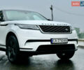 Белый Ленд Ровер Рендж Ровер Велар, объемом двигателя 2 л и пробегом 130 тыс. км за 32500 $, фото 4 на Automoto.ua