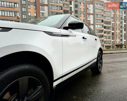 Білий Ленд Ровер Рендж Ровер Велар, об'ємом двигуна 2 л та пробігом 134 тис. км за 29999 $, фото 38 на Automoto.ua