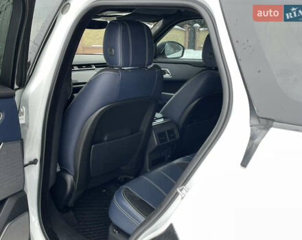 Белый Ленд Ровер Рендж Ровер Велар, объемом двигателя 2 л и пробегом 155 тыс. км за 29500 $, фото 23 на Automoto.ua