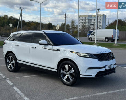 Белый Ленд Ровер Рендж Ровер Велар, объемом двигателя 2 л и пробегом 188 тыс. км за 28700 $, фото 2 на Automoto.ua