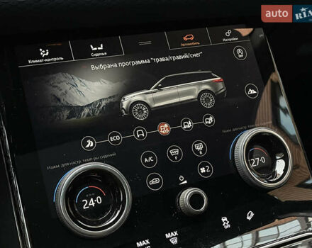 Белый Ленд Ровер Рендж Ровер Велар, объемом двигателя 2 л и пробегом 155 тыс. км за 29500 $, фото 45 на Automoto.ua
