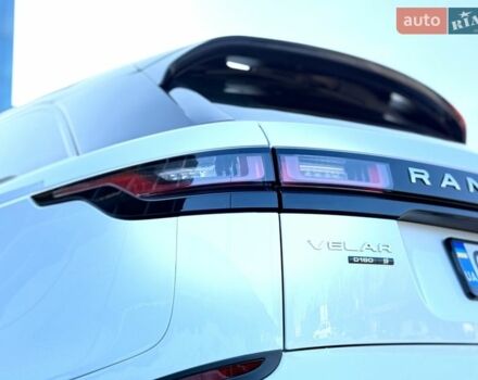 Белый Ленд Ровер Рендж Ровер Велар, объемом двигателя 2 л и пробегом 134 тыс. км за 29999 $, фото 53 на Automoto.ua