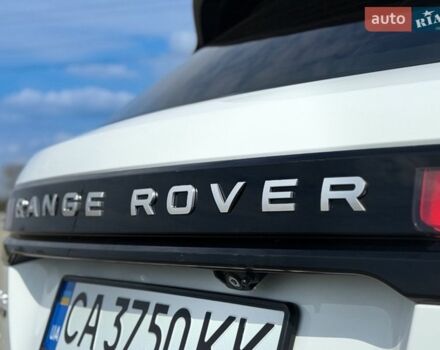 Білий Ленд Ровер Рендж Ровер Велар, об'ємом двигуна 2 л та пробігом 134 тис. км за 28999 $, фото 42 на Automoto.ua