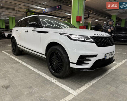 Белый Ленд Ровер Рендж Ровер Велар, объемом двигателя 2 л и пробегом 87 тыс. км за 33300 $, фото 2 на Automoto.ua