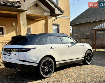 Белый Ленд Ровер Рендж Ровер Велар, объемом двигателя 2 л и пробегом 127 тыс. км за 29500 $, фото 3 на Automoto.ua