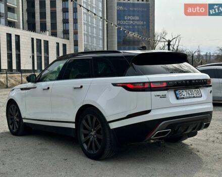 Белый Ленд Ровер Рендж Ровер Велар, объемом двигателя 2.99 л и пробегом 106 тыс. км за 39900 $, фото 8 на Automoto.ua