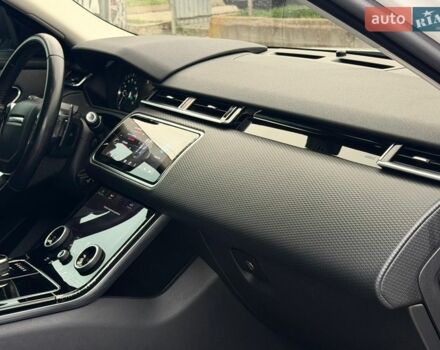 Білий Ленд Ровер Рендж Ровер Велар, об'ємом двигуна 2 л та пробігом 110 тис. км за 38500 $, фото 34 на Automoto.ua