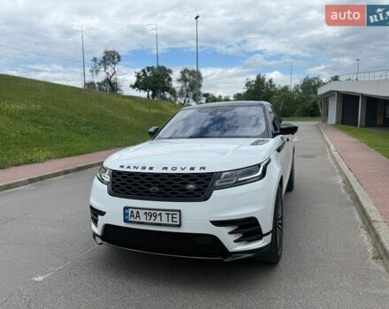Білий Ленд Ровер Рендж Ровер Велар, об'ємом двигуна 2 л та пробігом 152 тис. км за 32900 $, фото 16 на Automoto.ua