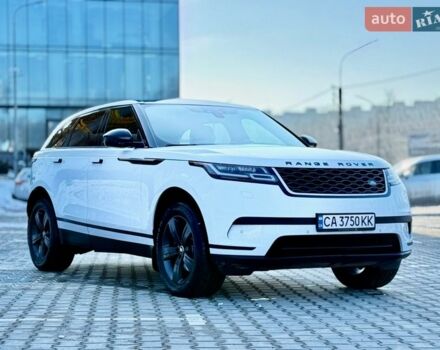 Белый Ленд Ровер Рендж Ровер Велар, объемом двигателя 2 л и пробегом 134 тыс. км за 29999 $, фото 2 на Automoto.ua