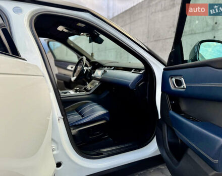 Белый Ленд Ровер Рендж Ровер Велар, объемом двигателя 2 л и пробегом 134 тыс. км за 33999 $, фото 78 на Automoto.ua