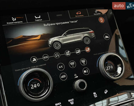 Белый Ленд Ровер Рендж Ровер Велар, объемом двигателя 2 л и пробегом 155 тыс. км за 29500 $, фото 47 на Automoto.ua