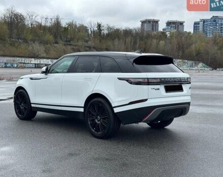 Белый Ленд Ровер Рендж Ровер Велар, объемом двигателя 3 л и пробегом 93 тыс. км за 33000 $, фото 3 на Automoto.ua